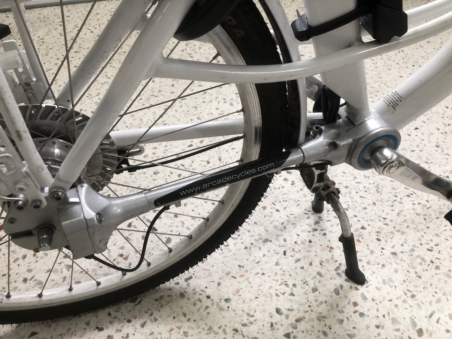 Vélo électrique mixte e-Cardan - 26"