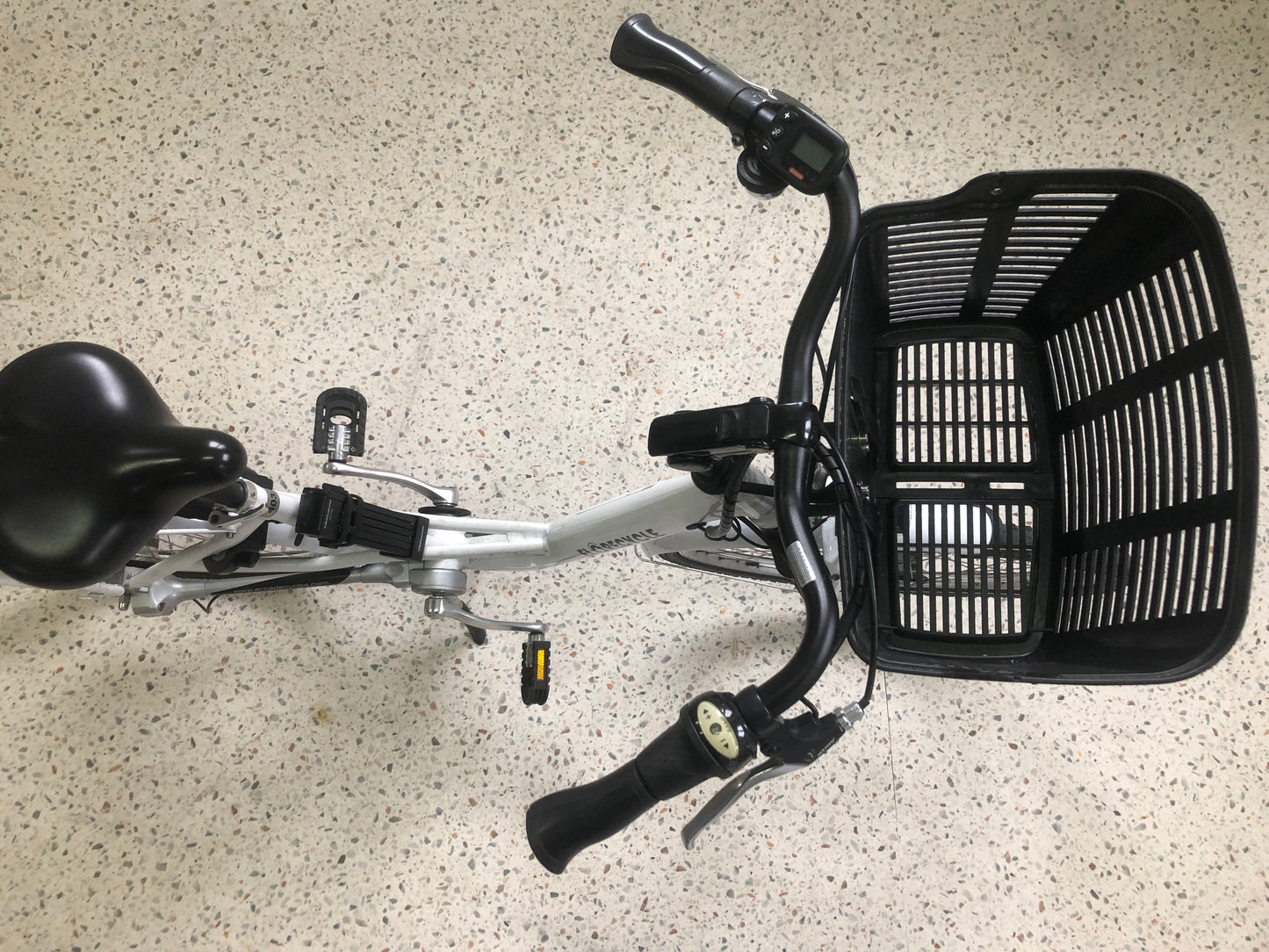 Vélo électrique mixte e-Cardan - 26"
